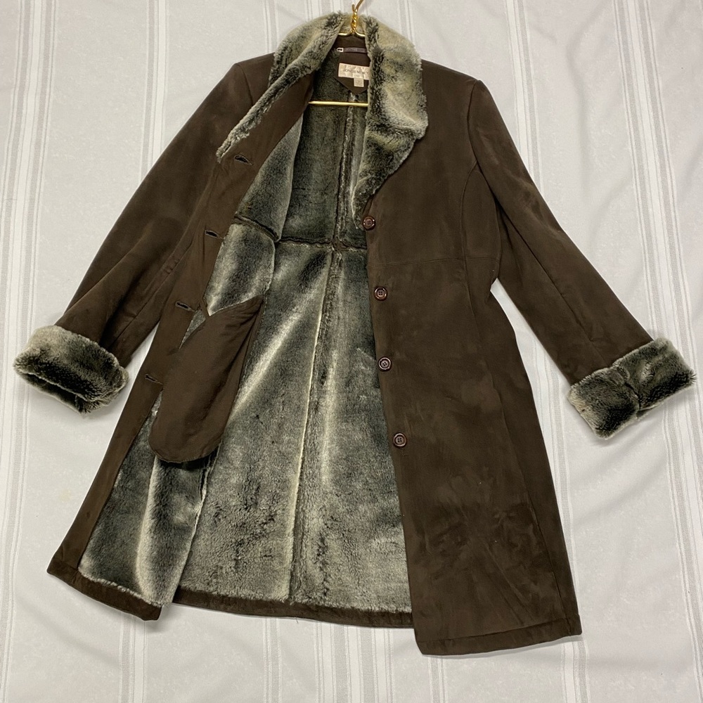 Jones New York Long Faux Suede Jacket with Faux Fur Collar Size M